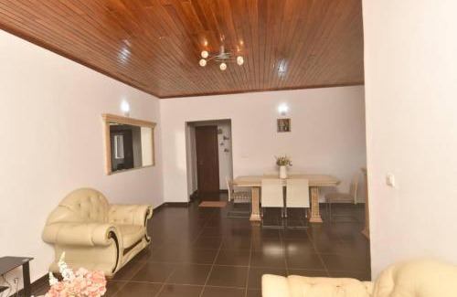 Yaounde Apartamento | Auberge bleu Odza Yaoundé