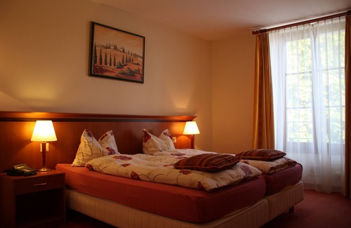 Gilly Hotel | Auberge Communale