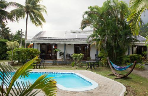 Anse Boileau Hotel | Auberge d'Anse Boileau & Restaurant Chez Plume