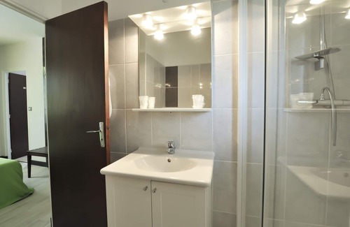 Cressensac Casa | Auberge D'ici & D'ailleurs