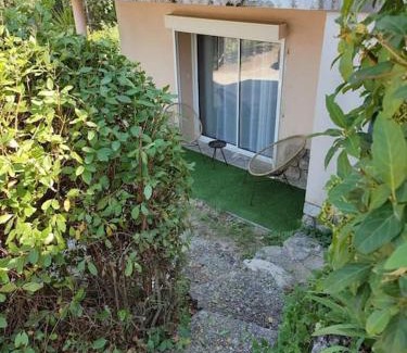 Figanieres Apartamento | Auberge des Espérels Rez de maison avec Jardin