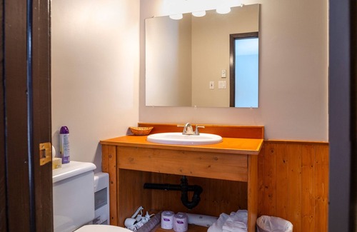 Saint Aime Des Lacs Hotel | Auberge le Relais des Hautes Gorges