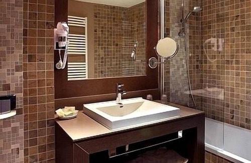 Aix-les-Bains Hotel | Auberge Saint Simond
