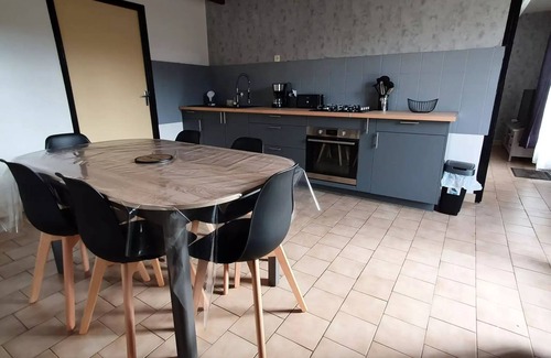 Le Change Villa | Auberoche campsite *** - GITE for 6 to 8 people, rental all year round for 8 people