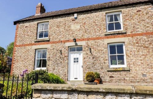 Nawton Casa | Auburn House