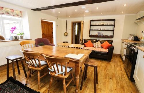 Nawton Casa | Auburn House