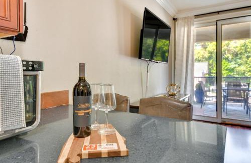 Auburn Apartamento | Auburn Retreat with Balcony - Walk to Campus!