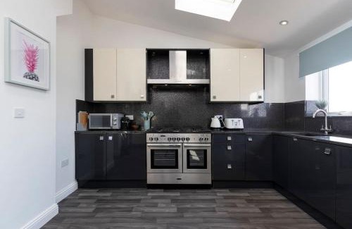 North Bitchburn Casa | Auckland View - a comfy & spacious 4bed with views