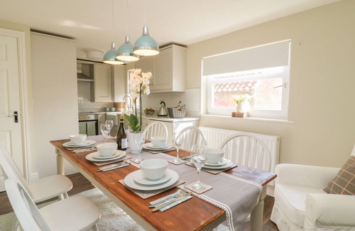 Caistor Cabaña | AUDLEBY, family friendly, character holiday cottage in Caistor