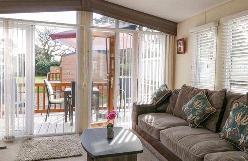 Hopton Casa | Audrey's Lodge, Foxburrow Hang
