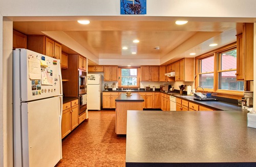 Saranac Lake Casa | Audubon House on Upper Saranac Lake- Perfect Lakeside Retreat!