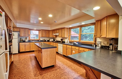Saranac Lake Casa | Audubon House on Upper Saranac Lake- Perfect Lakeside Retreat!