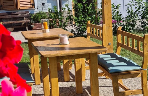 Laives Casa | Auelehof Apartment Matilde - Surrounded by greenery, surrounded by apple orchards.