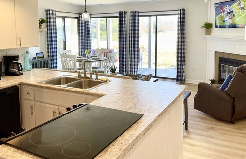 North Shore Condominio | 5 / 15-5 / 17 TARIFAS REDUCIDAS - VOTADAS # 1MENDAS AMENIDADES ALQUILERES DE ALQUILERES DE BODEGA ATERRIZAJE