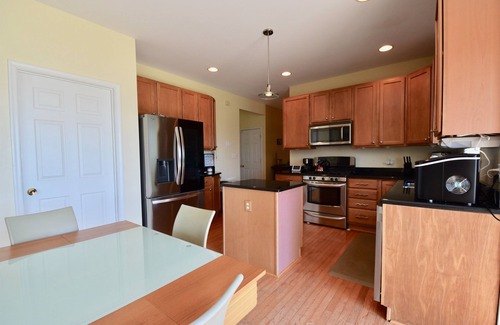 Royal Oak Casa | AUGUST Bookings, 10% Off. Near St.Michaels/Easton Waterfront, Dock,Hot Tub.