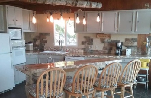 Worley Cabina | August now open for renting! Only 395. a night for entire cabin plus boat slip!