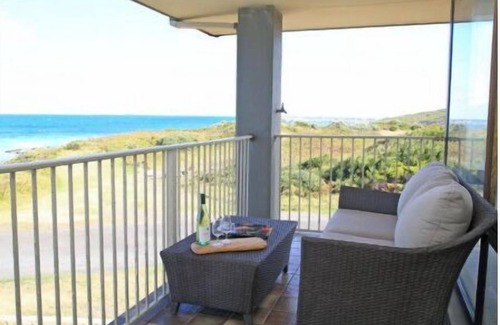 Augusta Casa | Augusta Beachfront Accommodation - watch the whales go past or over the road for a swim - Augusta Beachfront Accommodation