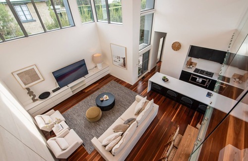 Mount Martha Casa | Augusta Private Acre Escape in Mount Martha with pool