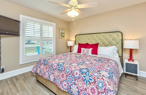 Naples Park Condominio | Augusta Vacation Rental by NFVH