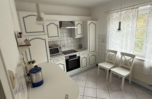Ploen Apartamento | Auguste Viktoria vacation apartment - Holiday apartment directly on the Großer Plöner See