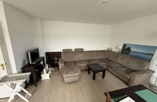 Ploen Apartamento | Auguste Viktoria vacation apartment - Holiday apartment directly on the Großer Plöner See