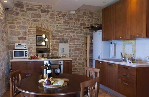Spello Apartamento | Escape medieval en la cima de la colina con vista panorámica (apartamento Augustus)