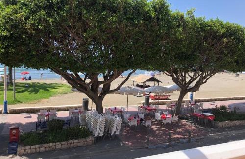 Playas del Palo Apartamento | Aunt Antonia Beach House
