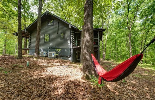 Lampe Casa | Aunt B's Cabin in the Woods @ The Overlook Cabins