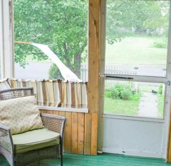Put-in-Bay Casa | Aunt Jane's Guest House