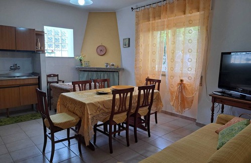 San Giovanni Suergiu Casa | Aunt Joan's