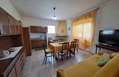 San Giovanni Suergiu Casa | Aunt Joan's