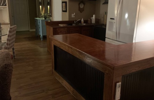 Mountain View Apartamento | Aunt Minnie's Peabody Flat near Mountain View's Historic Courthouse Square