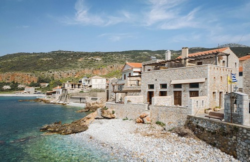 Neo Itilo Villa | Aura Seafront Villa