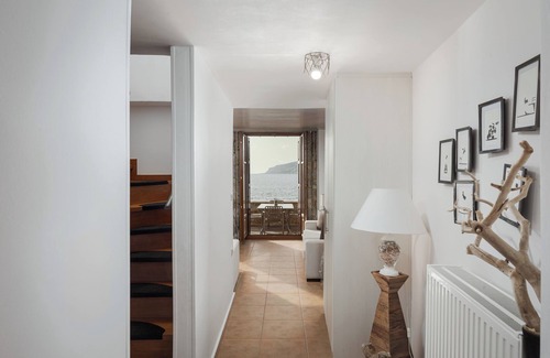 Neo Itilo Villa | Aura Seafront Villa, Bill & John Peloponnese