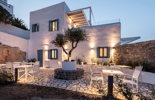 Naousa Alquiler De RV | Aura Suites Paros