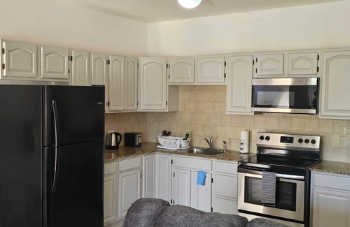 Dickenson Bay Apartamento | Aurela Residences