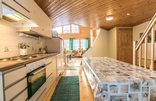 Kehys-Kainuu Casa | Aurinkoinen cottage by Interhome