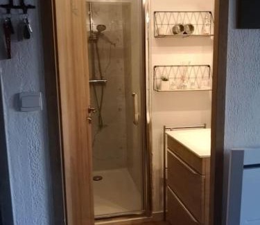 Saint-Etienne-de-Tinee Apartamento | Auron, 2 pièces meublé, coin montagne,6 couchages