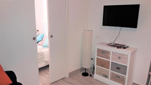 San Terenzo Apartamento | Aurora: Beach-5 Terre-trekking-excursions-relax