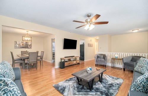 Aurora Casa | Aurora FHS Rental - Lehnertz