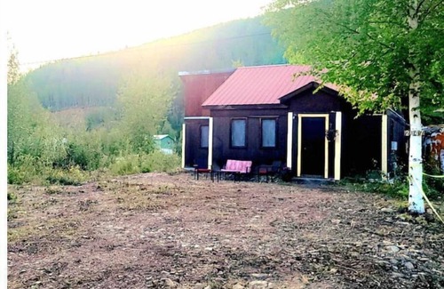 Fox Casa | Aurora Fox Creek Cabin
