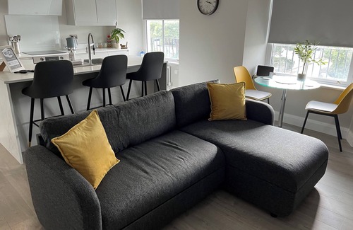 Warrenpoint Apartamento | Aurora House Luxury Seafront One Bedroom Apartment.