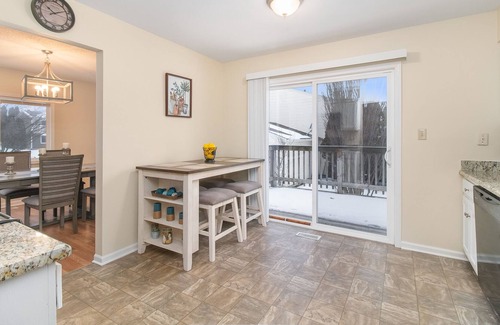 Aurora Casa | Aurora Rental- Lehnertz