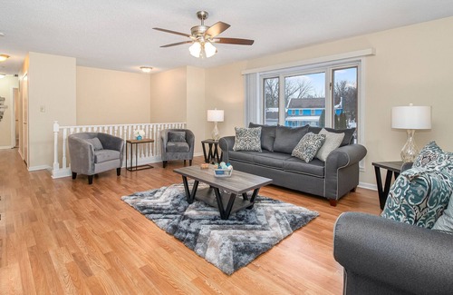 Aurora Casa | Aurora Rental- Lehnertz