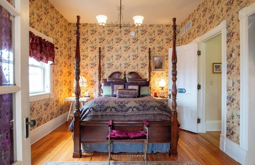 Stillwater Casa | Aurora Staples Inn