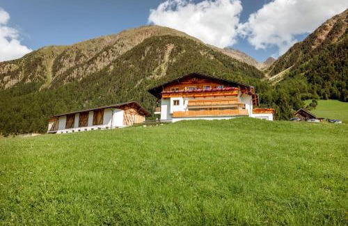 Malles Venosta Apartamento | Ausserglieshof Wohnung Portles