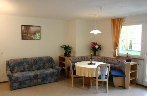 Laas Apartamento | Ausserloretzhof Ferienwohnung "Fernerblick"