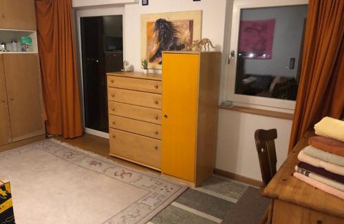 Horchheim Casa | Aussichtszimmer mit modernem Glasbad und Balkon