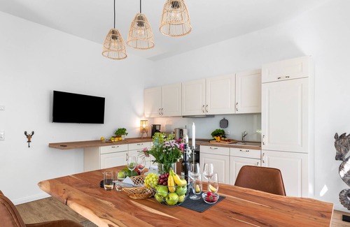 Hedwigenkoog Apartamento | Auster- Exklusive Einrichtung auf 120 m² mit Terrasse und Strandkorb