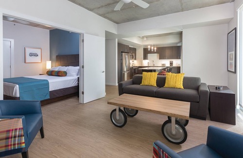 Civic District Complejo | Austin, a tu servicio!